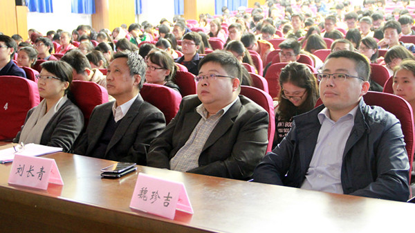 我们启动2015级新生团支书培训工作